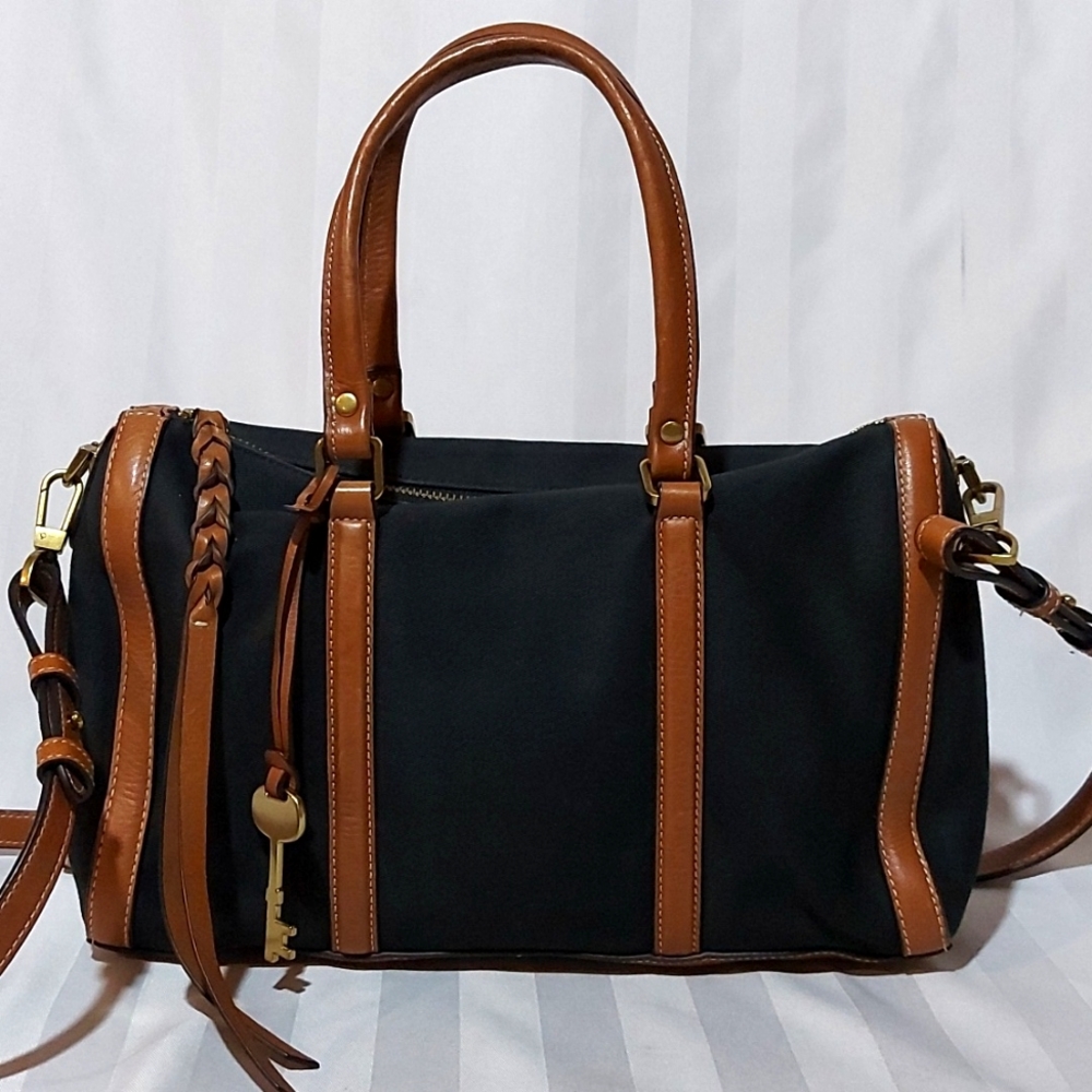 4. FOSSIL SYDNEY SATCHEL WITH CROSSBODY STRAP!